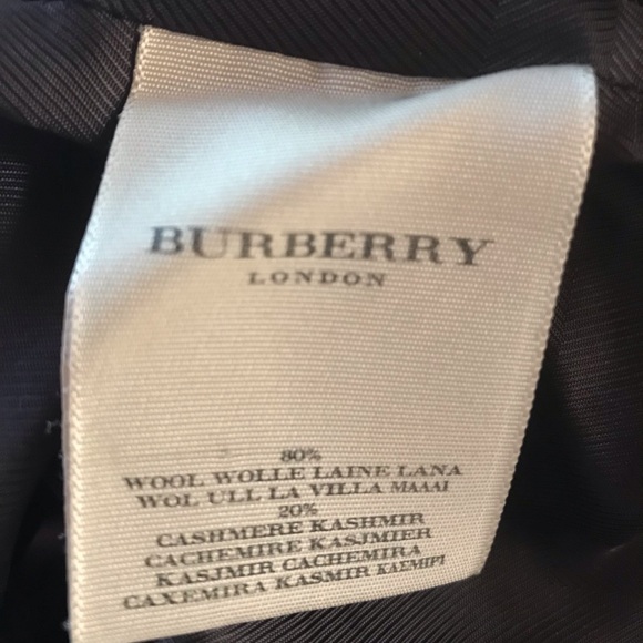 Burberry women’s coat - Picture 6 of 7